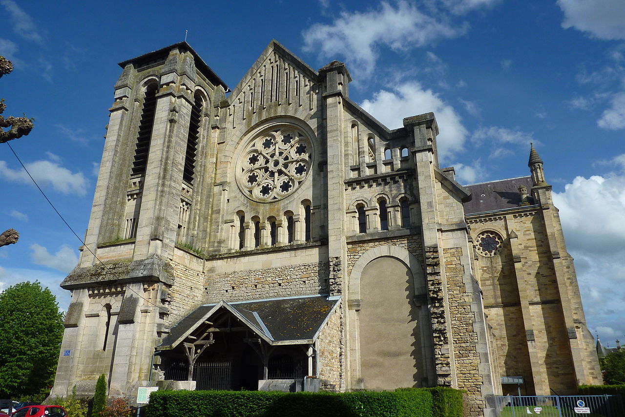 Façade avant de l'Église Saint-Jean de Bar-le-Duc.